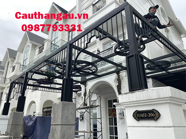 Mái che sắt nghệ thuật kính cường lực tại hà nội Mái che sắt nghệ thuật kính cường lực tại hà nội